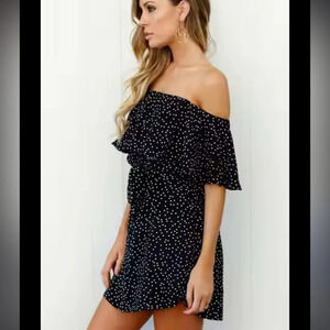 Harper and me Women’s size 10 off the shoulder dot dress comfortable flattering